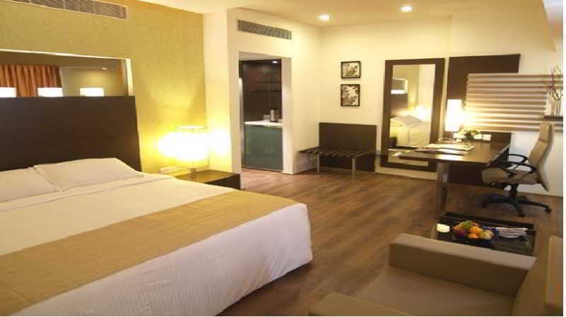 Ramada Egmore 5*