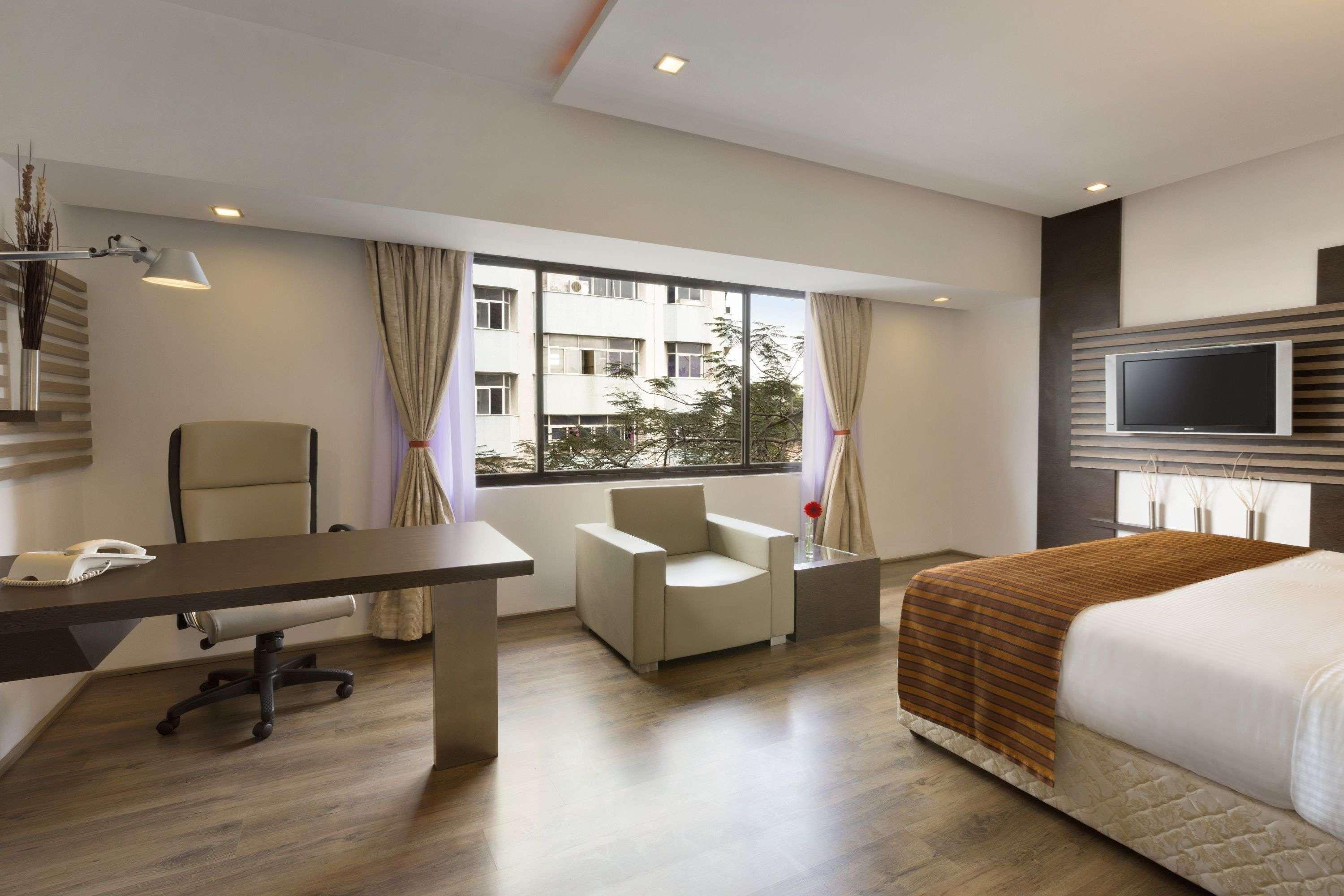 Ramada Egmore Hotel 5*