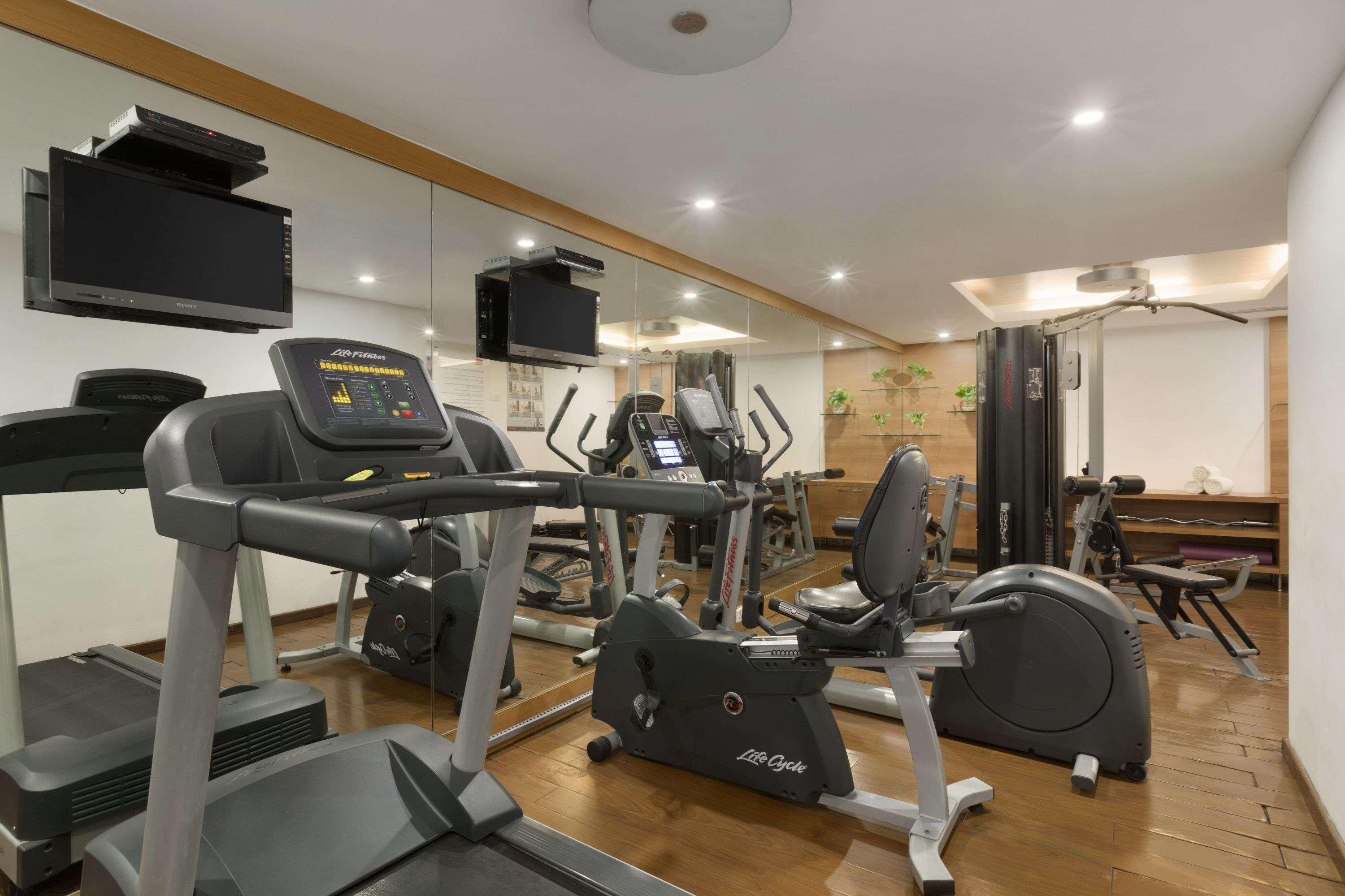 Ramada Egmore 5*